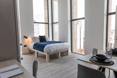 Penthouse Premium Studio - Image 2