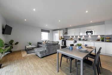 Classic En-suite - Image 5