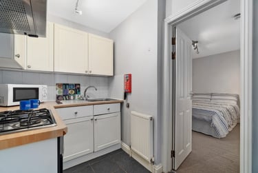 1 bed flat, Chester place, North hill, Plymouth, PL46ET - Image 7