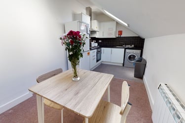 2 bed flat, Greenbank road, Greenbank, Plymouth, PL48NH - Image 6