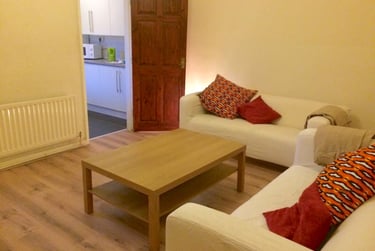 4 bed house, Sherwood Street, Whitmore reans, Wolverhampton, WV14RQ - Image 3