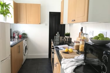 4 bed house, Farm Street, City centre, Derby, DE223UJ - Image 1