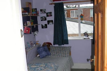 4 bed house, Russell street, Near university, Cheltenham, GL519HW - Image 1