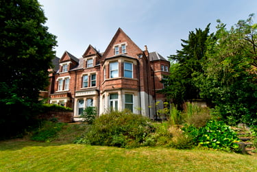 4 bed flat, Clumber cres south, The park estate, Nottingham, NG71EH - Image 1