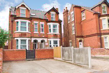 6 bed house, Sherwin road, Lenton, Nottingham, NG72FB - Image 1