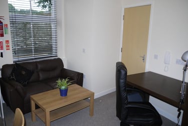 1 bed studio, 353 North Road West, Central, Plymouth, PL15DJ - Image 6