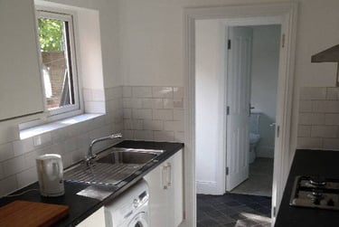 5 bed house, Nailsworth Terrace, Near university, Cheltenham, GL504BE - Image 9