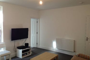 5 bed house, Nailsworth Terrace, Near university, Cheltenham, GL504BE - Image 3