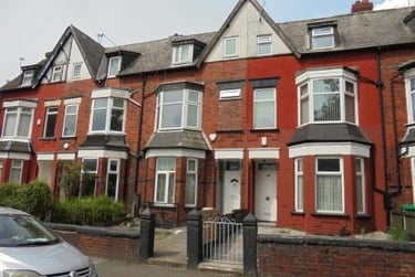9 bed house, Mauldeth Road Fallowfield, Fallowfield, Manchester, M204NF - Image 1