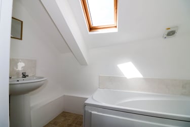 3 bed flat, Alexandra Road, Mutley plain, Plymouth, PL46BB - Image 4