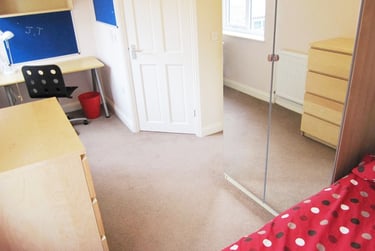 5 bed house, Thief lane, Near university, York, YO103HU - Image 10