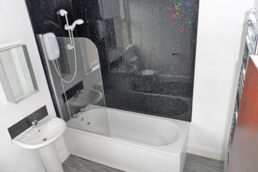 1 bed flat, Portland crescent, Victoria park, Manchester, M130BU - Image 3