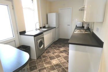 3 bed house, Hull road, York, YO103LQ - Image 4