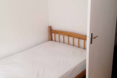 2 bed flat, Greenwich Area, Woolwich, London, SE185PU - Image 5