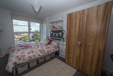 4 bed flat, 100 Vaughan Way, Near university, Leicester, LE14SH - Image 4