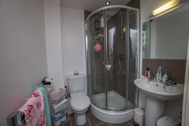 2 bed flat, 100 Vaughan Way, Near university, Leicester, LE14SH - Image 4