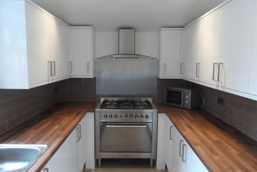 7 bed house, Deramore Street, Rusholme, Manchester, M144DT - Image 2