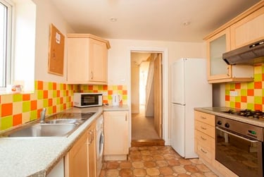 4 bed house, Ridley Road, Winton, Bournemouth, BH91LE - Image 3