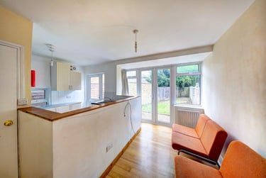 4 bed house, Oaklea Passage, Kingston upon thames, Kingston, KT12AJ - Image 1