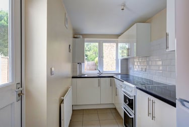4 bed house, Portland Road, Kingston upon thames, Kingston, KT12SH - Image 1
