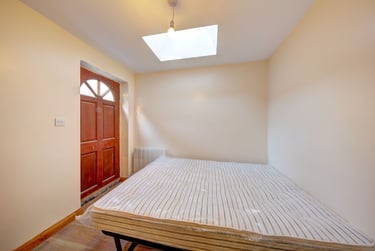 1 bed flat, Park Road, Kingston upon thames, Kingston, KT26DE - Image 2