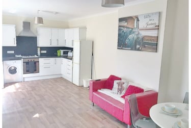 2 bed flat, Baring Street, Greenbank, Plymouth, PL48NG - Image 5