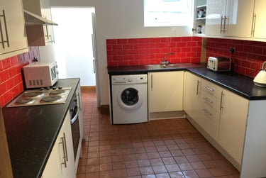 5 bed house, Great Cheetham Street West, City centre, Salford, M72JB - Image 5