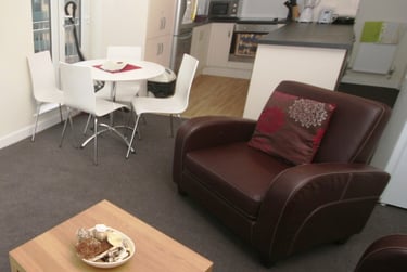 5 bed flat, 100 Vaughan Way, Near university, Leicester, LE14SH - Image 8