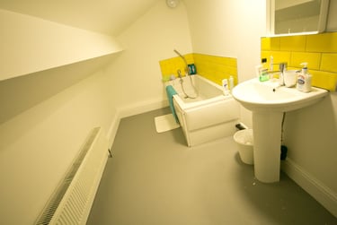 8 bed house, Starkie Street, Winckley square, Preston, PR13LU - Image 4