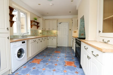 5 bed house, Bedford Park, North hill, Plymouth, PL48HN - Image 4