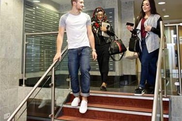 1 bed studio, Smith St, University, Bradford, BD71DJ - Image 3