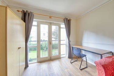 3 bed flat, Leather Market, Central, London, SE13HS - Image 1