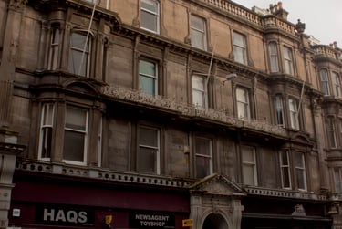 4 bed flat, Whitehall Street, City centre, Dundee, DD14AF - Image 1