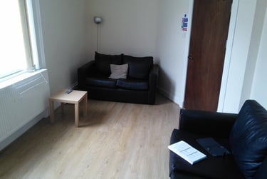 5 bed flat, Commercial Street, City centre, Dundee, DD13EJ - Image 1