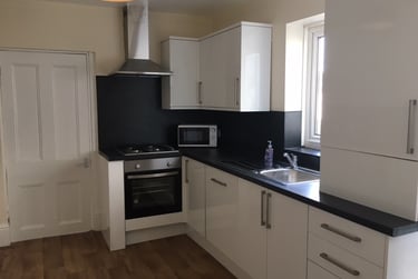 5 bed house, Furzehill Road, Lipson, Plymouth, PL47JZ - Image 2