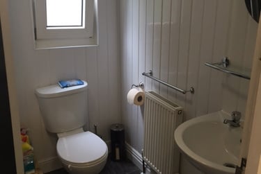 2 bed flat, Evelyn Place, Near university, Plymouth, PL46HL - Image 3