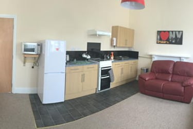 2 bed flat, Evelyn Place, Near university, Plymouth, PL46HL - Image 6