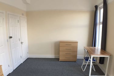 6 bed house, 15 Greenbank Avenue, Lipson, Plymouth, PL49BT - Image 8