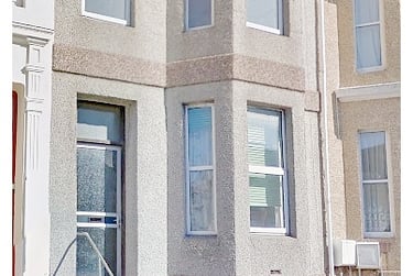 3 bed flat, TFF 101 Beaumont Road, Lipson, Plymouth, PL49EB - Image 1