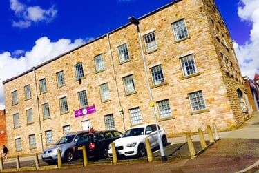 5 bed flat, Ladywell Halls, Near university, Preston, PR12XF - Image 1