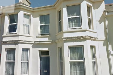 5 bed house, Mildmay Street, Near university, Plymouth, PL48NE - Image 1