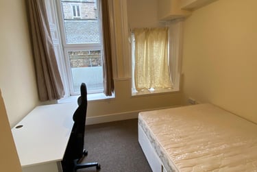 4 bed flat, Whitehall Street, City centre, Dundee, DD14AA - Image 7