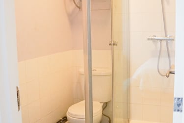 7 bed house, Hughenden Road, Near university, High wycombe, HP135PE - Image 5