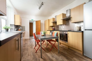 11 bed house, Houndiscombe Road, Mutley, Plymouth, PL46HQ - Image 3