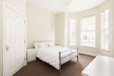 2 bed flat, 4 Hope Drive, The park estate, Nottingham, NG71DL - Image 4