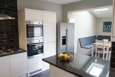 7 bed house, Seedley Park Road, Seedley, Salford, M65NX - Image 1