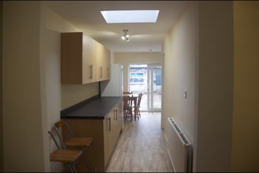 3 bed house, Catherine Street, Swansea, SA14JT - Image 3