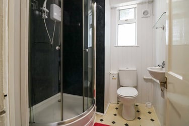 2 bed house, Evelyn Place, Near university, Plymouth, PL46HL - Image 5