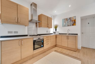 3 bed flat, Ford Park Road, Mutley, Plymouth, PL46QY - Image 3