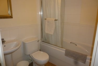 3 bed flat, New North Road, Central, Exeter, EX44HG - Image 9